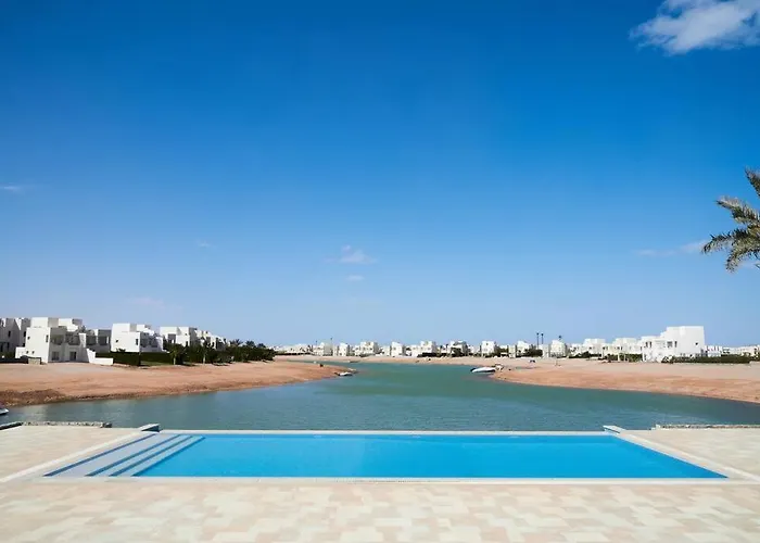 Apartment Ground Floor Two Bedrooms In Joubal Lagoon With Direct Pool Access And View